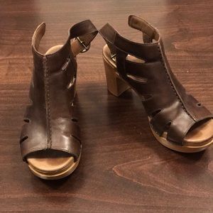 Dansko Demetra comfort hot style for great price